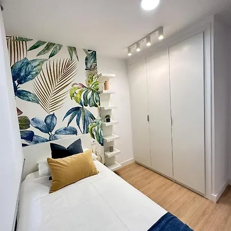 Holidays2malaga Lebrija 3 Bedroom & Terrace & Parking & Smart Tv *